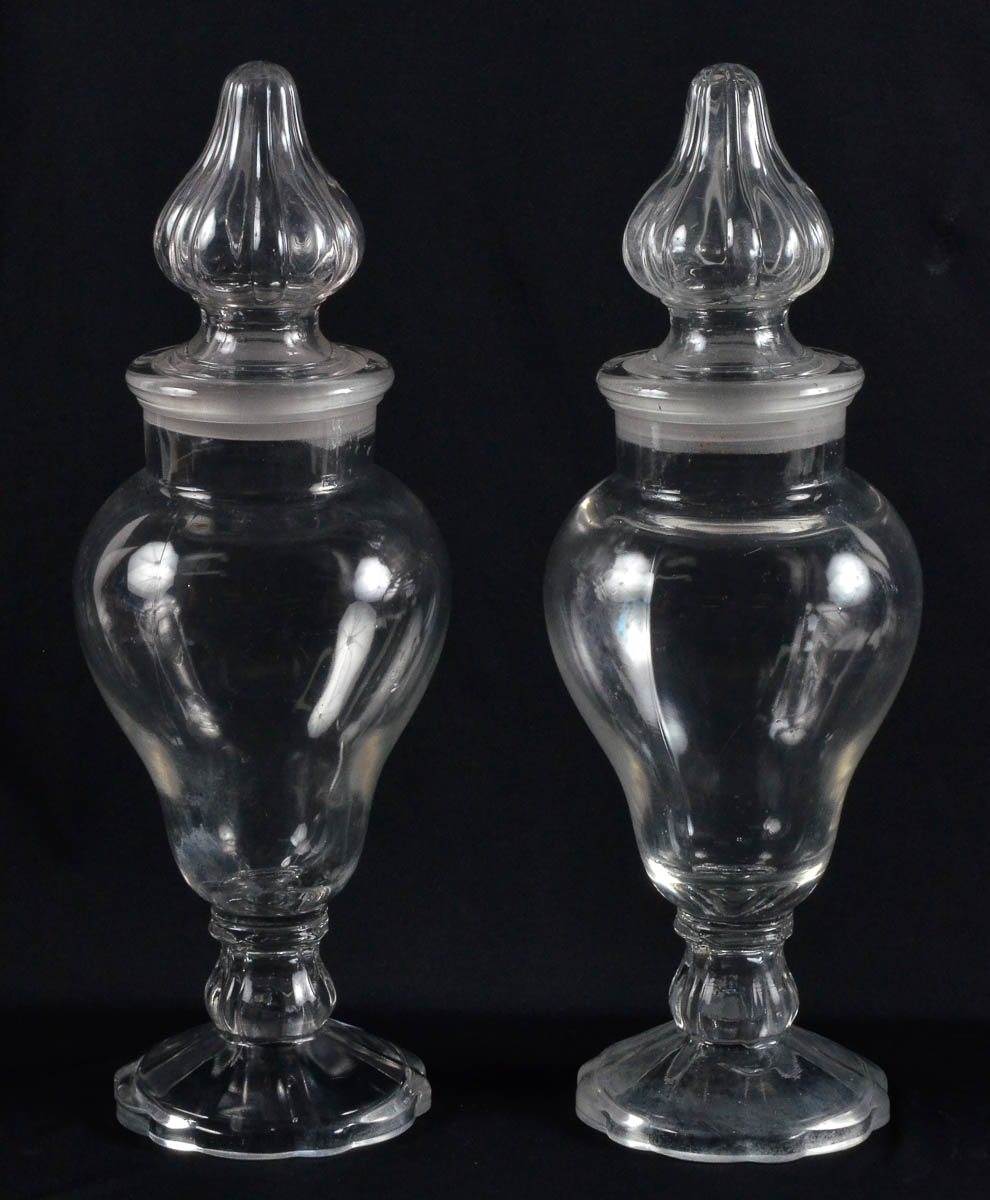 Par de grandes compoteiras de vidro, alt.48 cm.