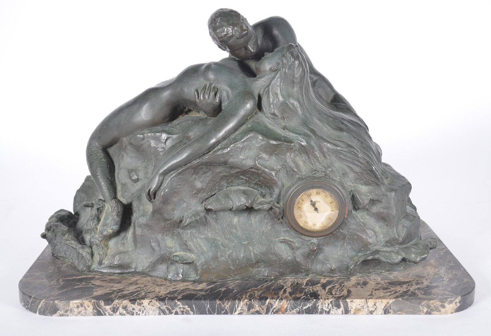 Escultura de bronze com pequeno relógio. - foto 1 de 8