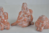 MAIA - Tres esculturas em terracota, alts.10, 1... - MAIA - Tres esculturas em terracota, alts.10, 16 e 19 cm.