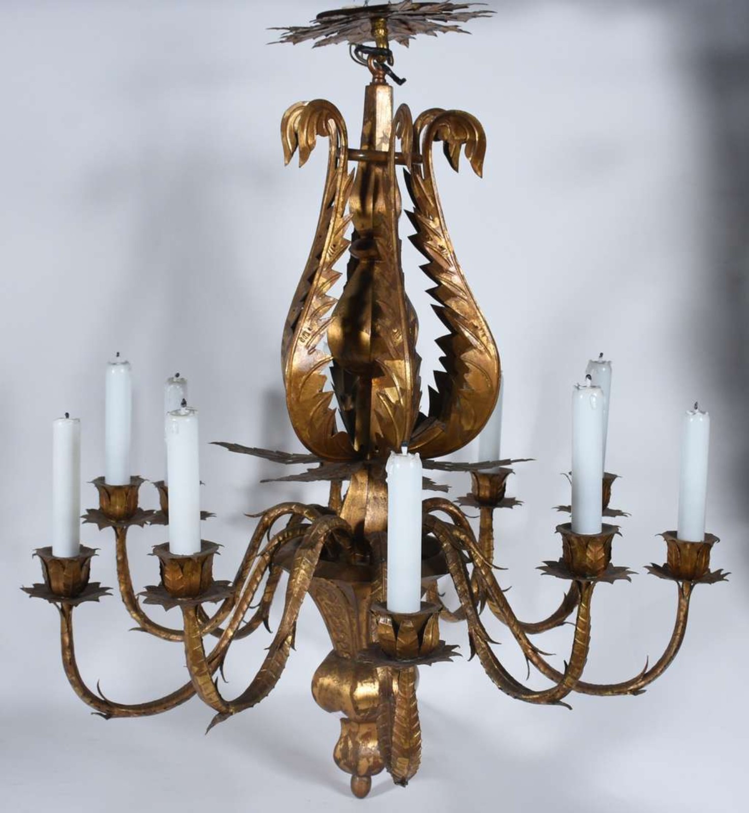 Elegante Lustre de metal dourado na forma de folhas, para 10 luzes... - foto 2 de 6