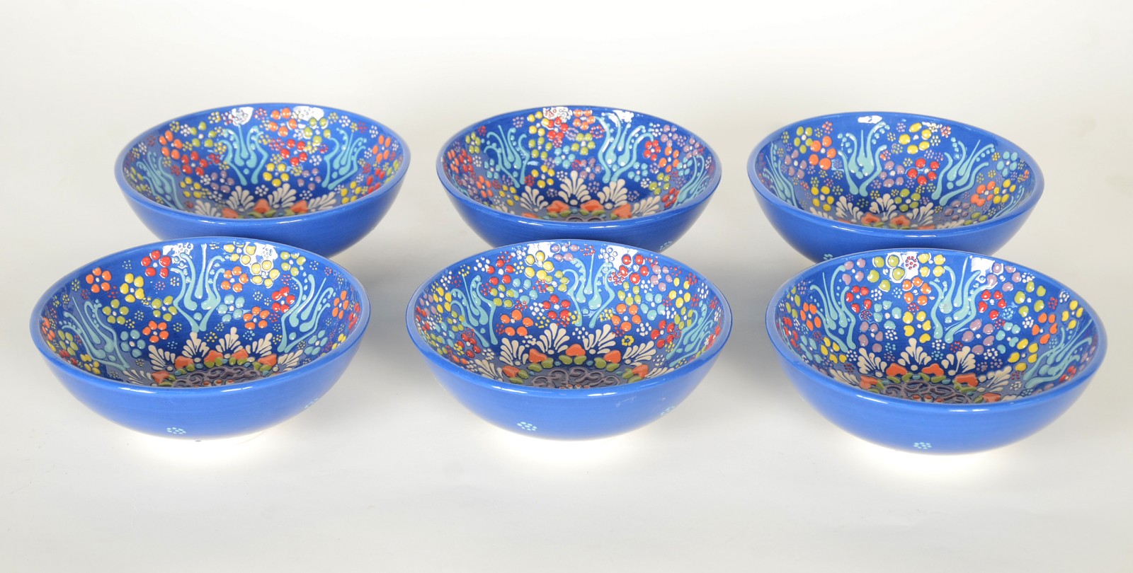 Seis bowls de porcelana espanhola pintadas a mão com mandalas florais... - foto 4 de 8