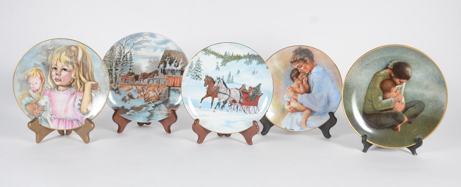 Cinco pratos de porcelana francesa de Limoges, alemã e americana... - foto 1 de 11