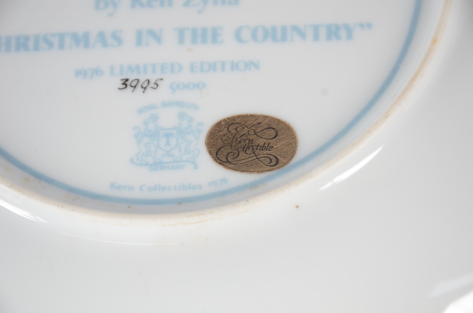 Cinco pratos de porcelana francesa de Limoges, alemã e americana... - foto 7 de 11