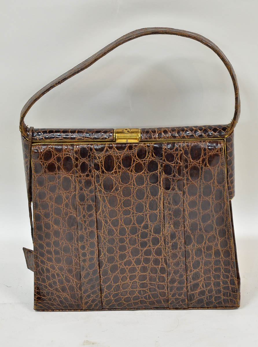 Bolsa de couro de crocodilo. alt . 27cm.