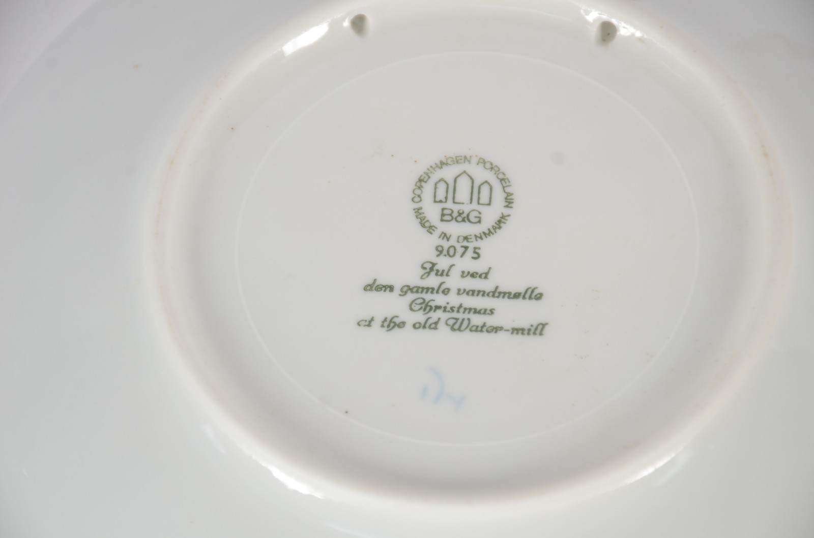 Cinco pratos de porcelana dinamarquesa Copenhagen e uma norueguesa... - foto 9 de 12