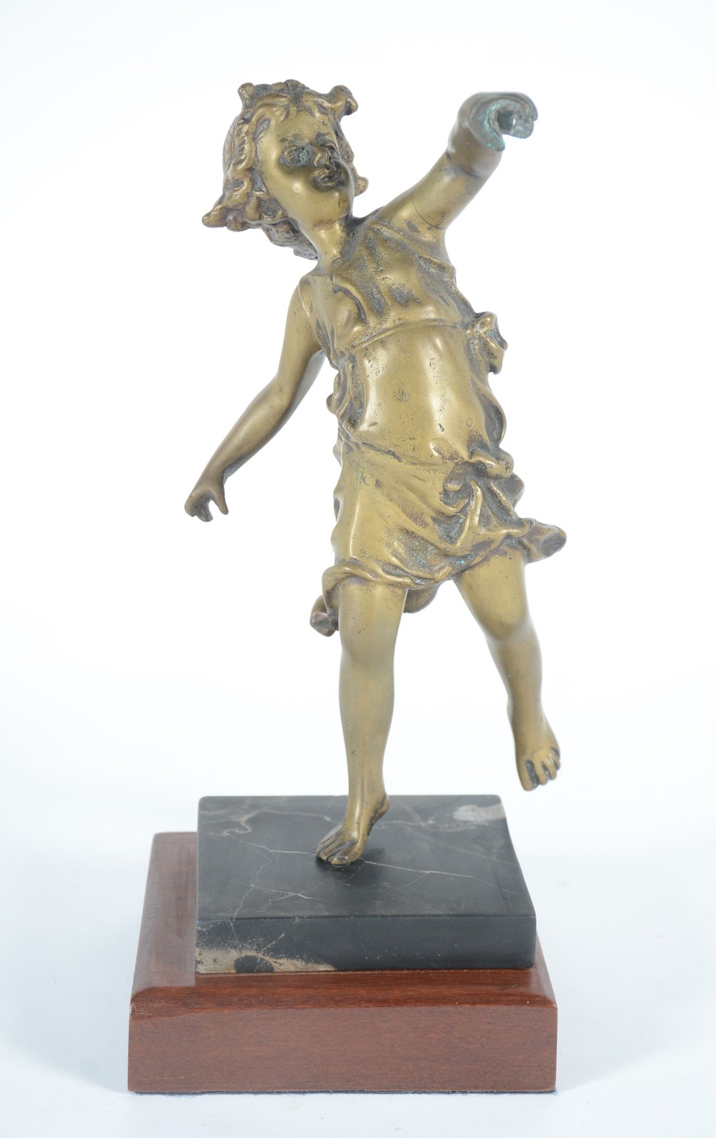 Escultura de bronze representando figura de criança. - foto 3 de 8