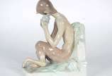 Lladró (1953),  - Escultura de porcelana espanhola policromada, feita à mão, representando "Fauno".