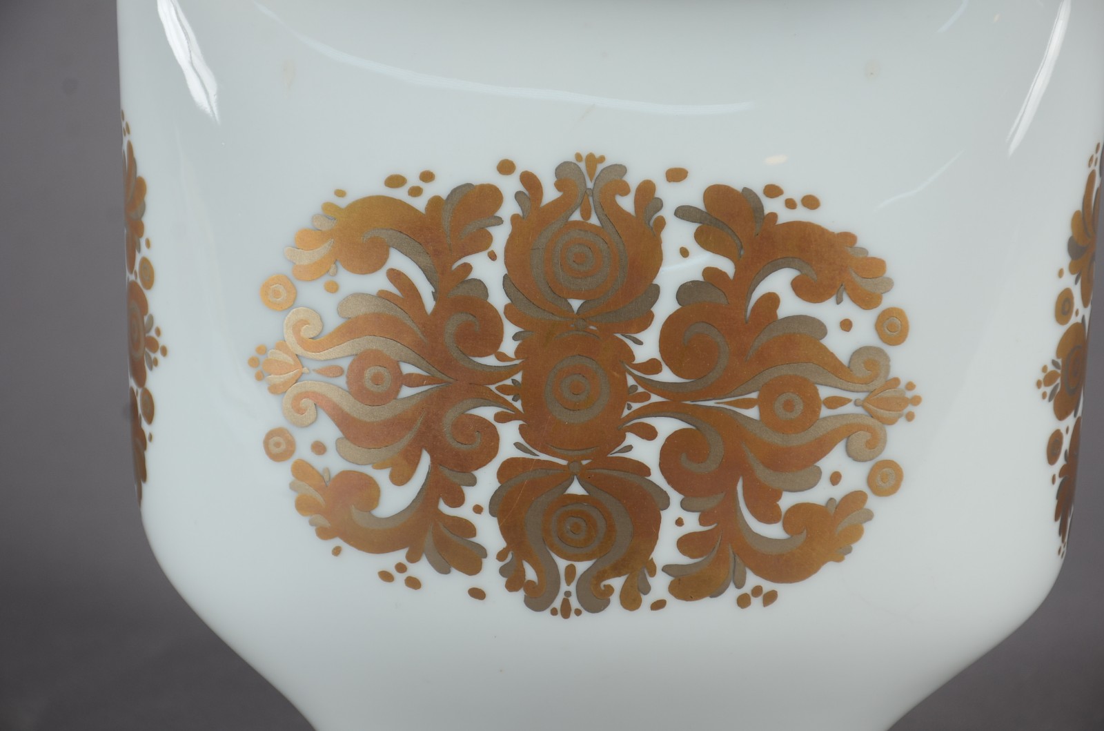 Porta vela de porcelana para 2 velas. - foto 4 de 7