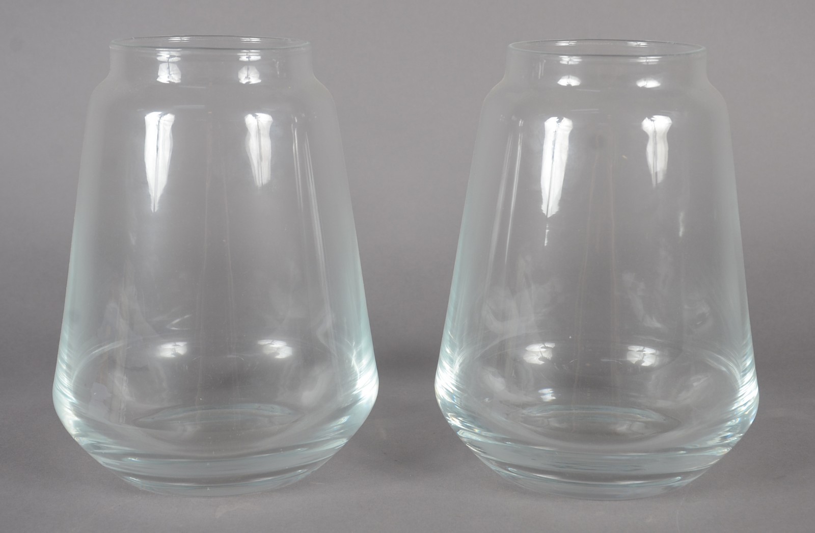Par de vasos em demi cristal liso. - foto 1 de 4
