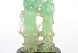 Escultura representando florista, base de madeira. - Escultura representando florista, base de madeira.