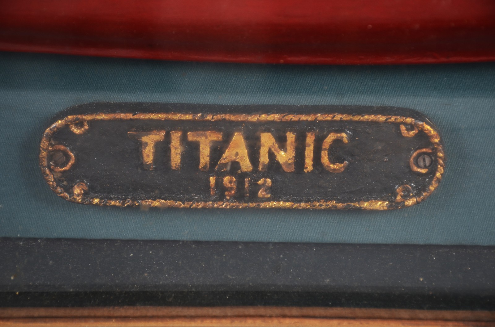 Quadro decorativo representando o navio Titanic e sua história. - foto 10 de 11
