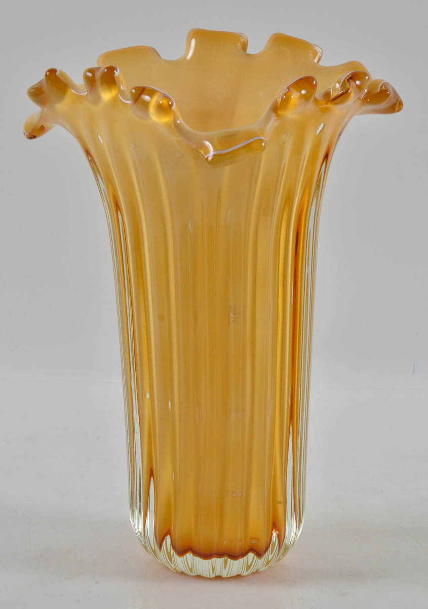 Vaso de murano canelado amarelo leitoso- alt. 36cm- diam. 23cm