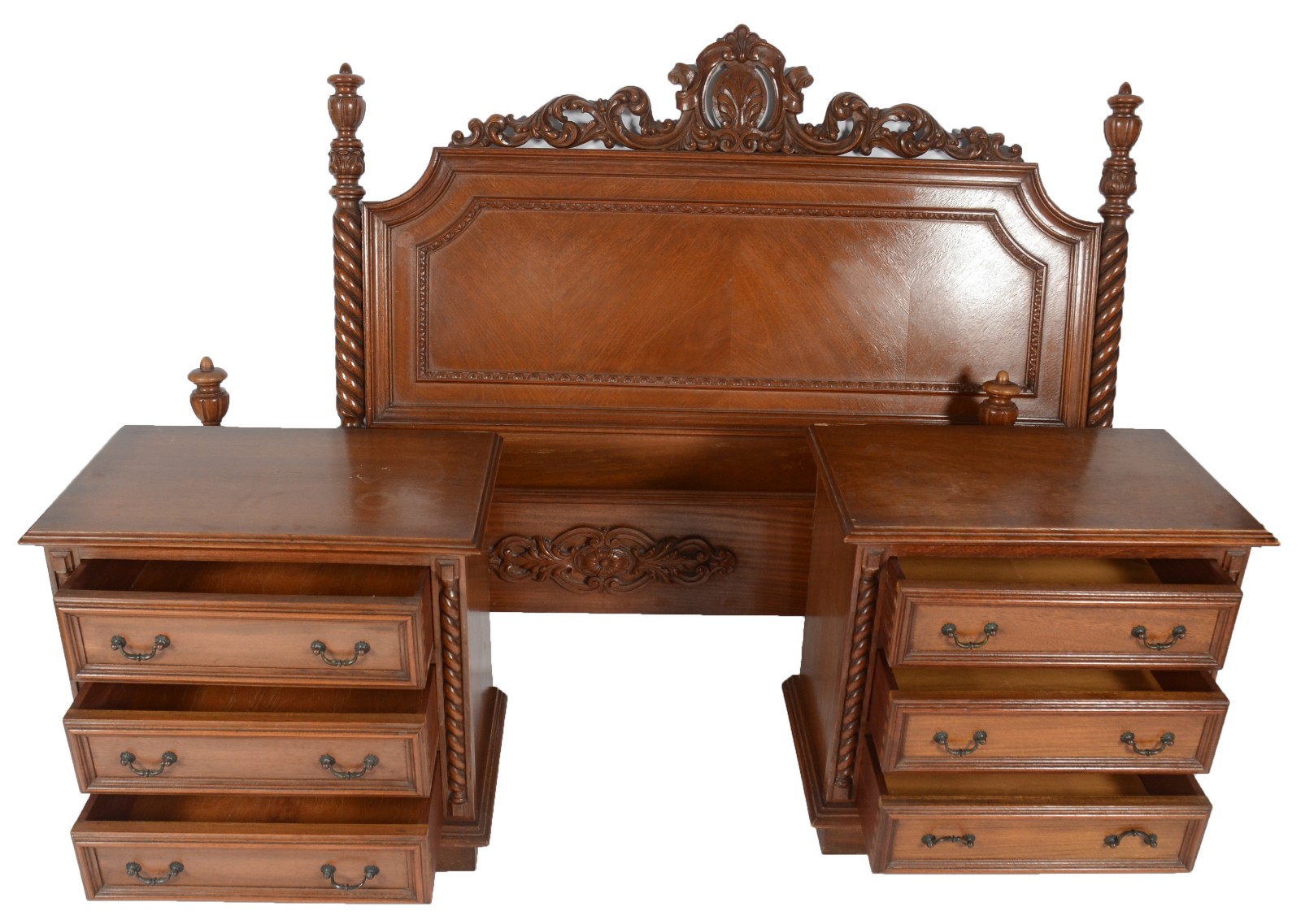 Conjunto de cama de casal de madeira nobre, completa com laterais e... - foto 2 de 11