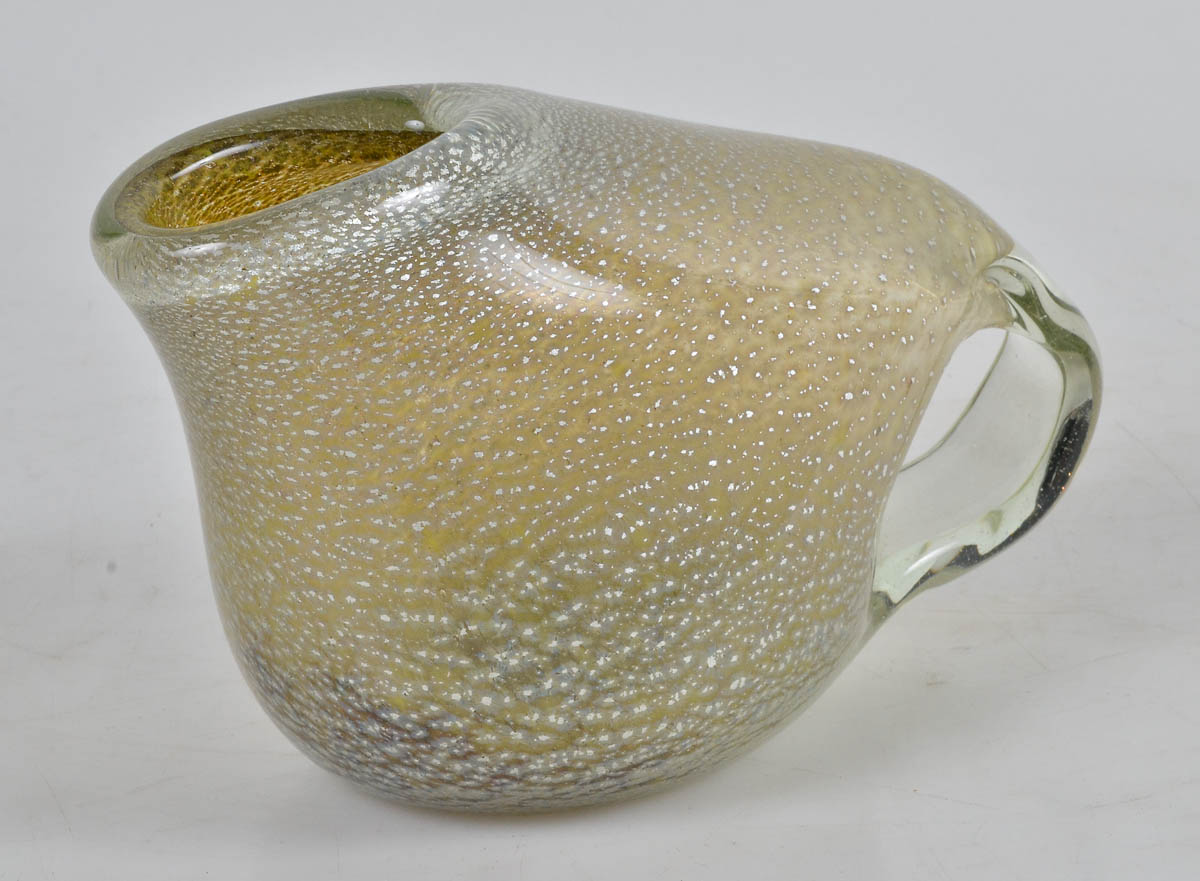 Vaso de murano com alça estilizada, pó de prata - anos 50 - comp...
