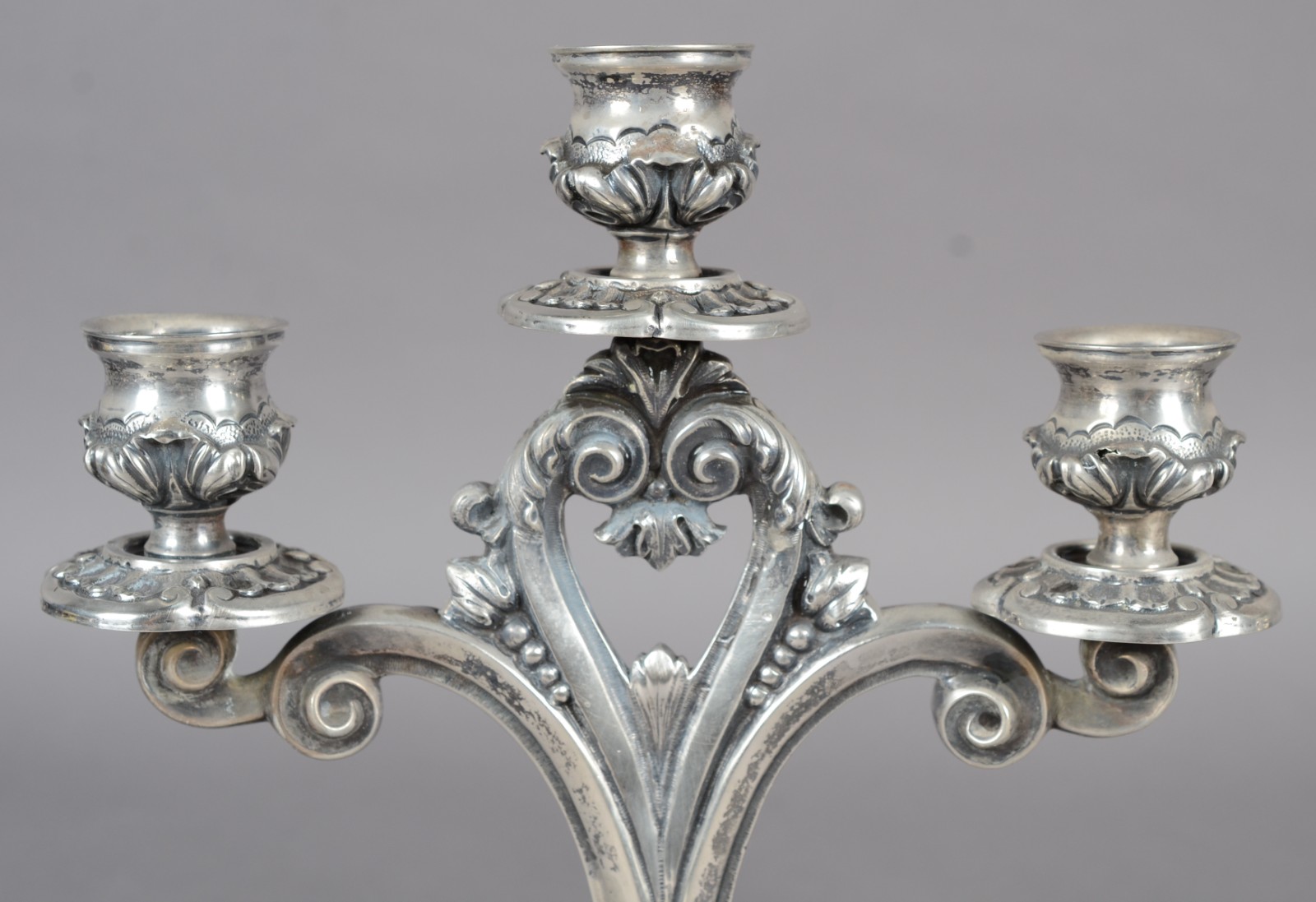 Par de candelabros de prata portuguesa contraste Águia, para 3 velas... - foto 2 de 5