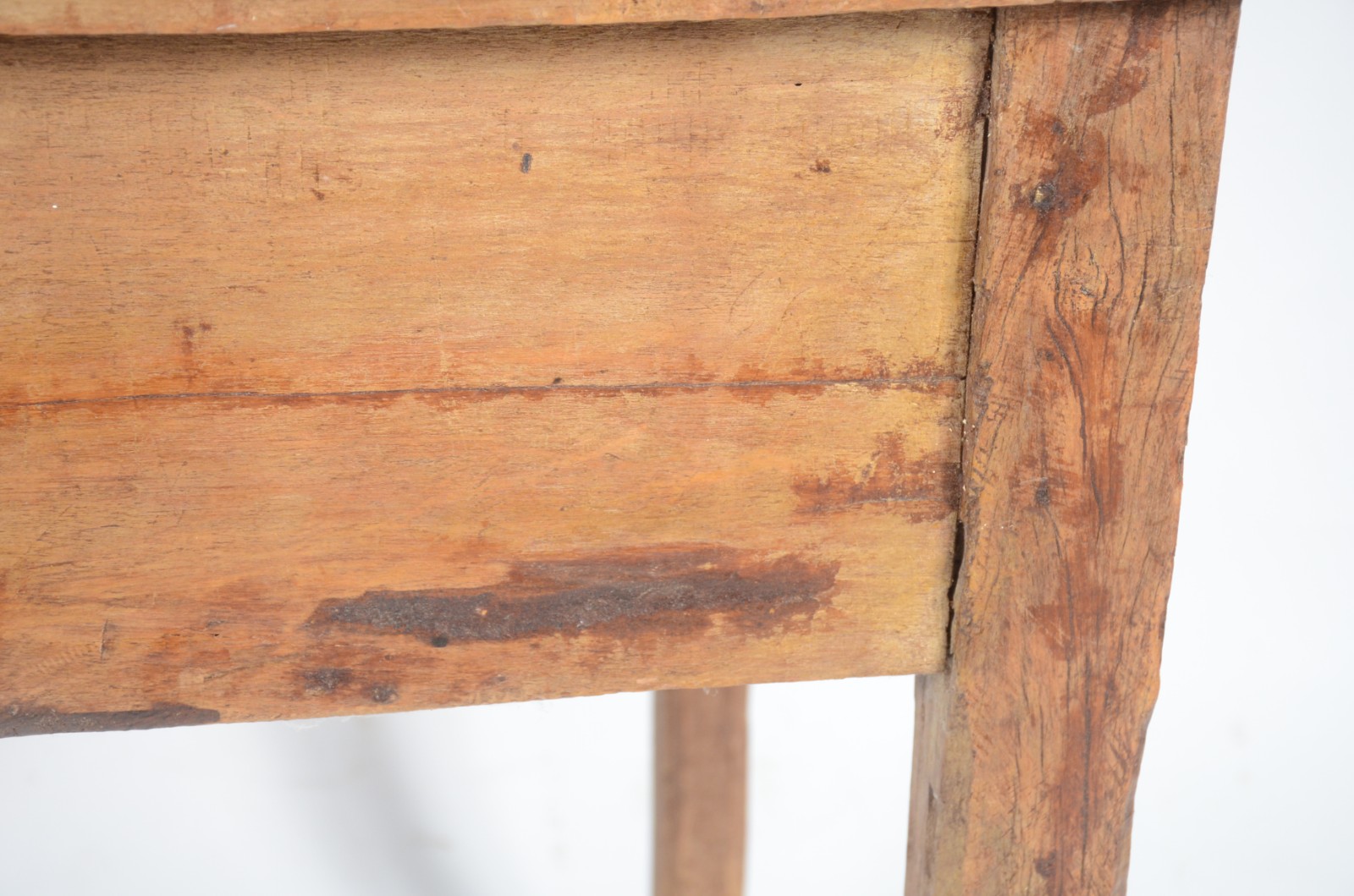 Mesa com gaveta de madeira rústica, pernas retas, estilo colonial... - foto 11 de 11