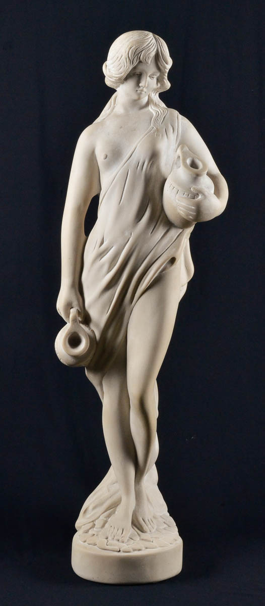 Estatueta em po de marmore, representando mulher c/ anfora. alt. 72cm