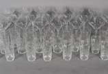 Fratelli Vita,  - Serviço de taças de cristal lapidadao, composto de: 16 taças para champagne (3 bicados); 11 para água (1 bicado), 12 copos para refresco. Total: 39 pe
