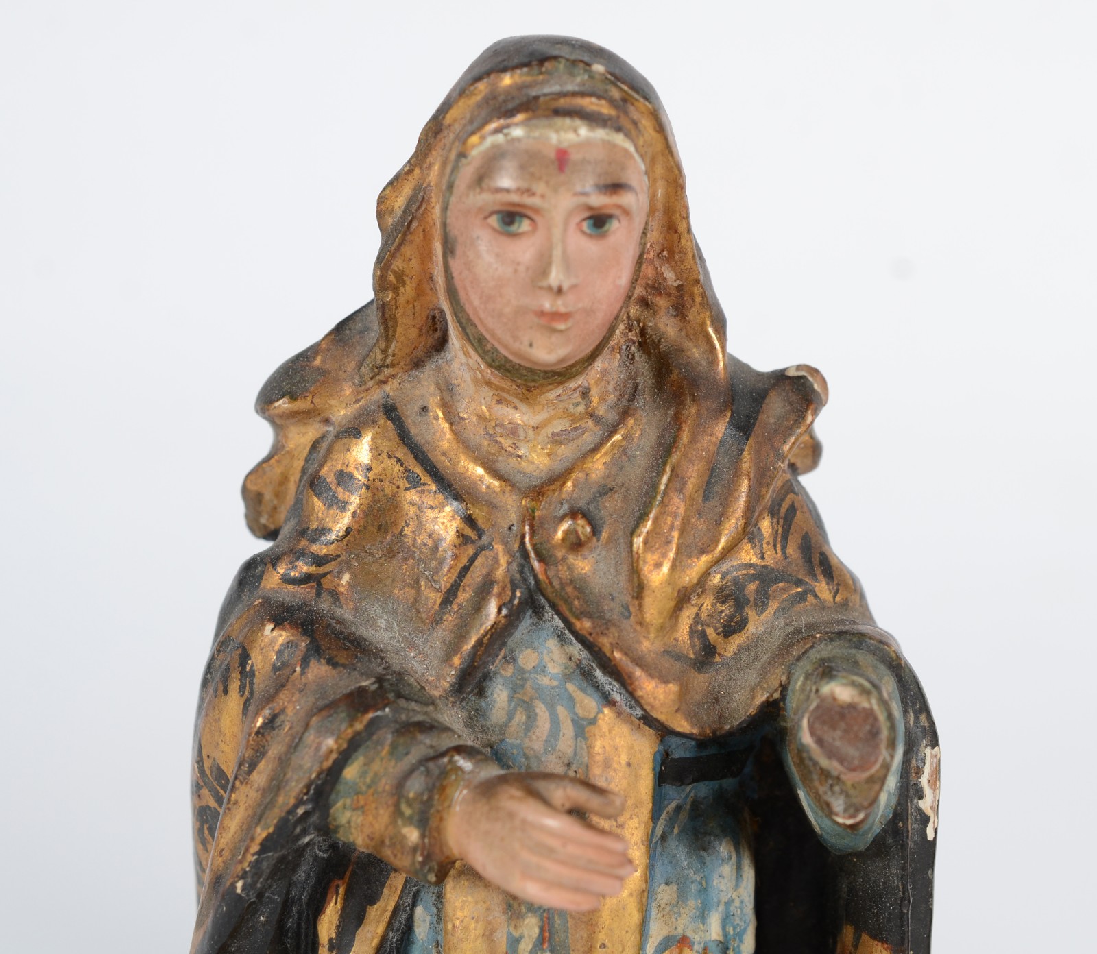 Três antigas imagens de santo de madeira entalhada e policromada... - foto 3 de 10