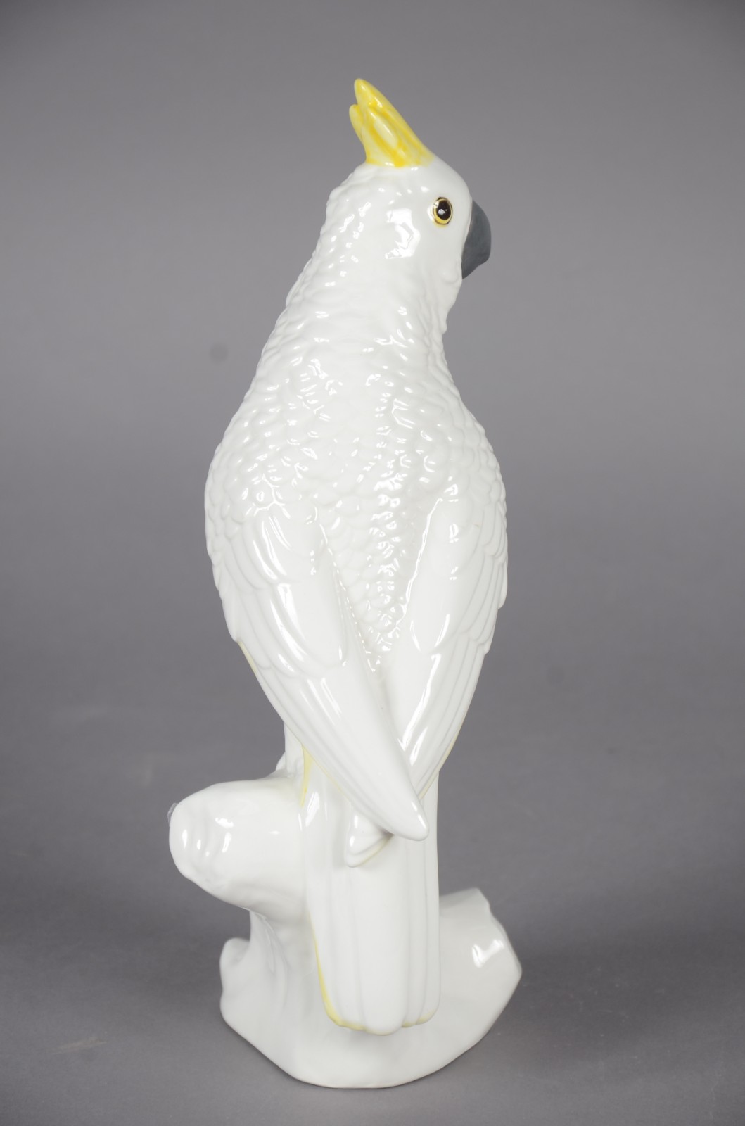 Estatueta de cerâmica representando cacatua. - foto 4 de 7