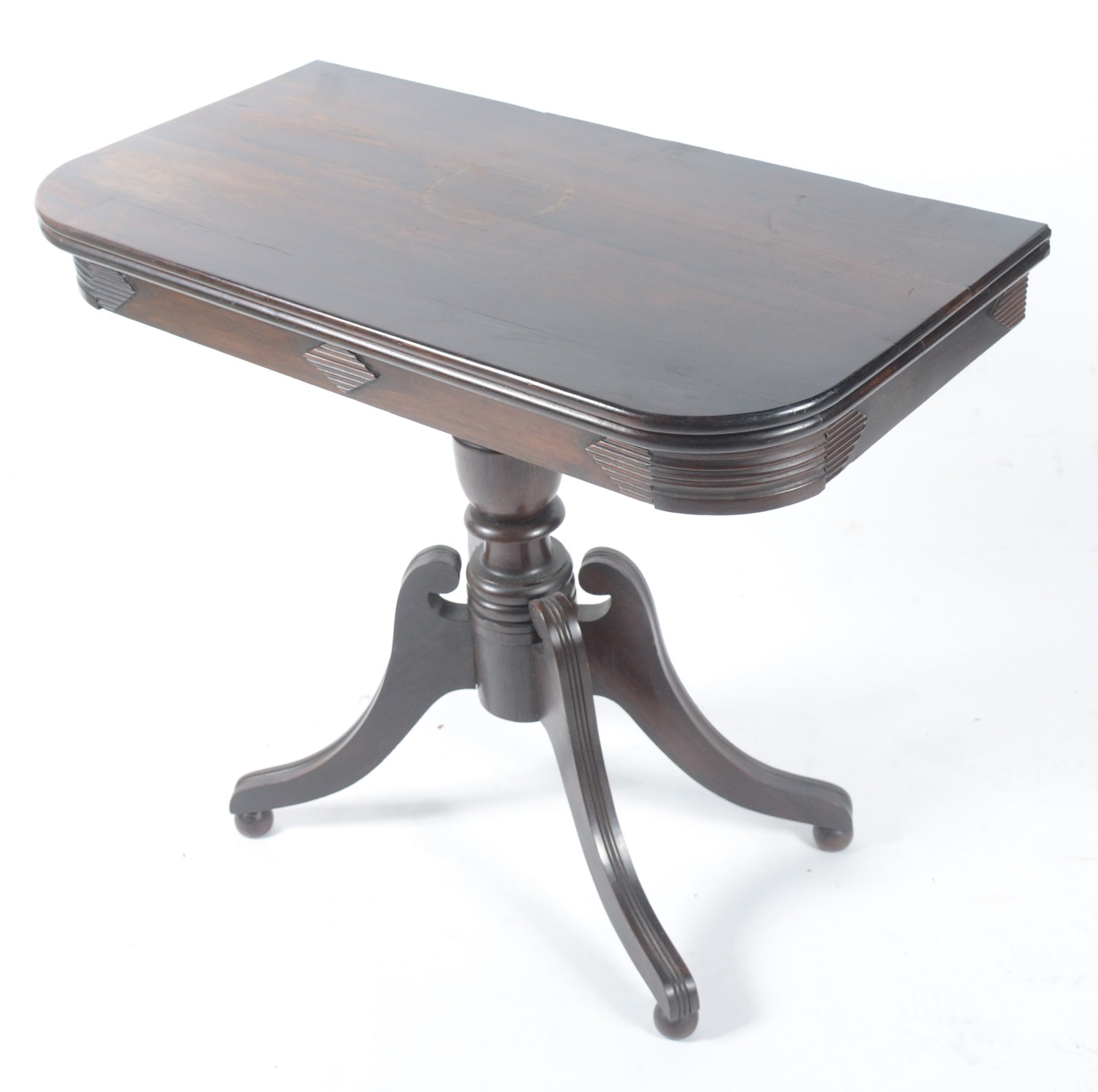 Mesa/console de jacarandá, tampo dobrável, saia com detalhes... - foto 2 de 11