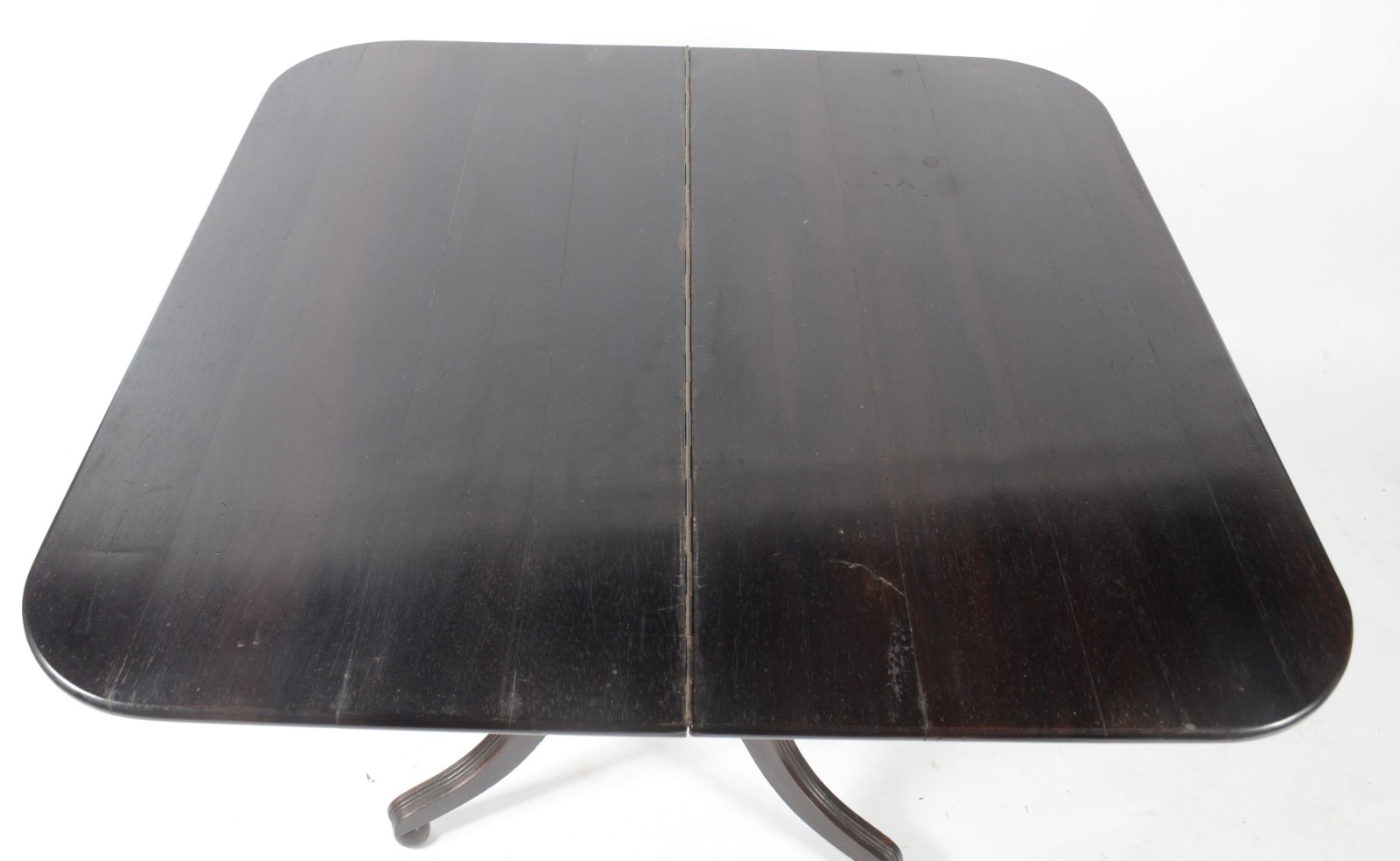 Mesa/console de jacarandá, tampo dobrável, saia com detalhes... - foto 4 de 11