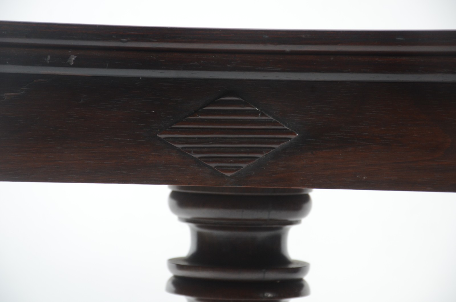 Mesa/console de jacarandá, tampo dobrável, saia com detalhes... - foto 8 de 11