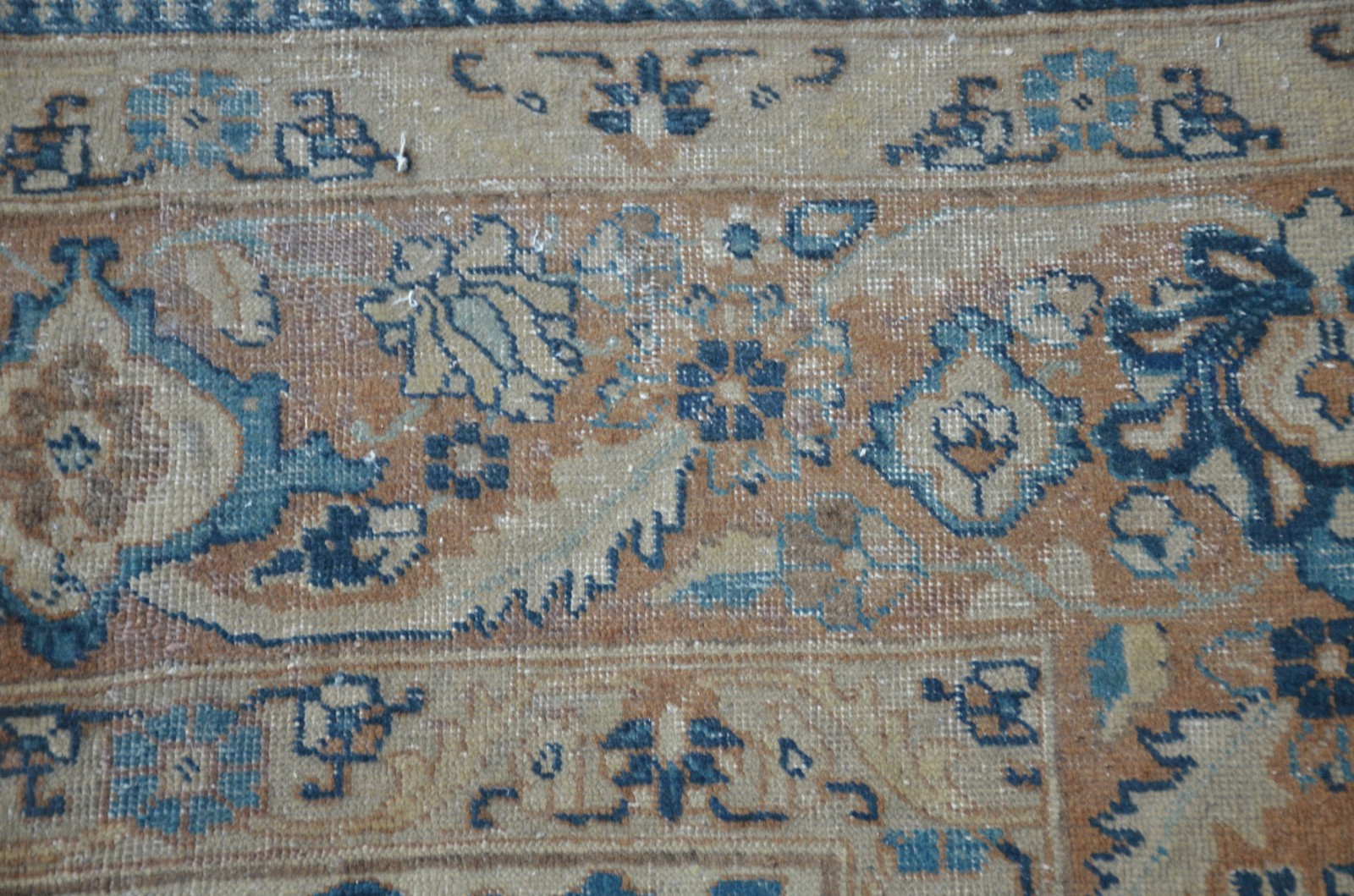 Tapete Tabriz. Desgastes e partes rapé. - foto 11 de 12