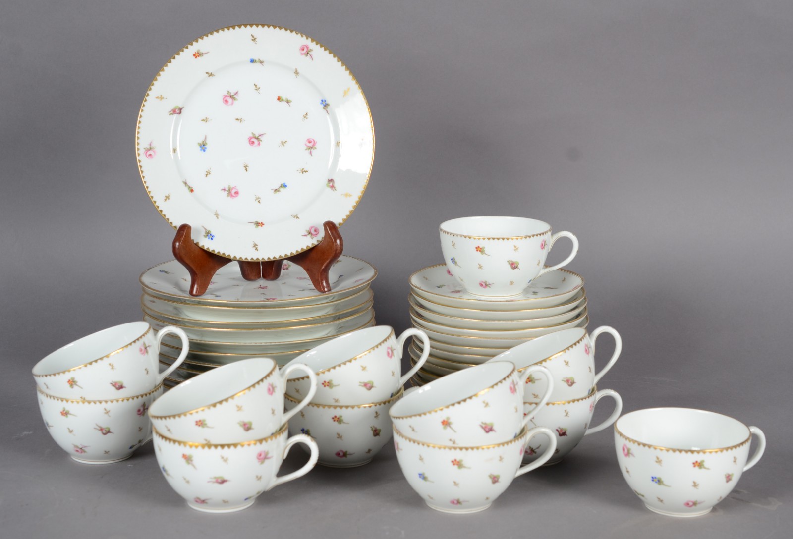 Serviço para chá de porcelana francesa "Mehun", C.P. & Co. (Charles... - foto 1 de 9