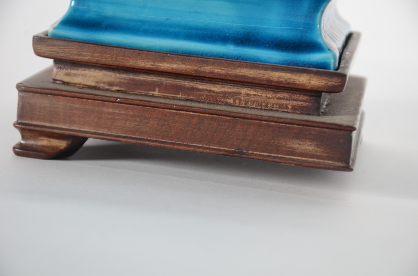 Vaso oriental feitio "losango" de porcelana azul turquesa decorado... - foto 6 de 6