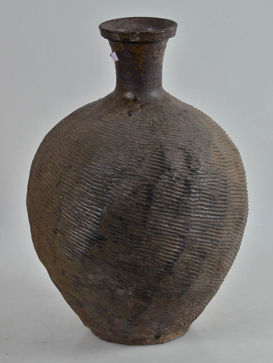 Vaso de ceramica. alt 42 cm.
