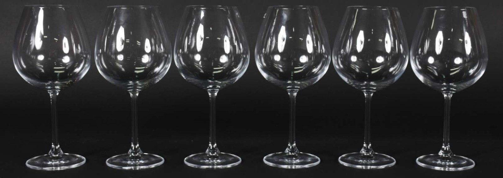 Seis taças de cristal da bohemia para vinho 650 ml. - foto 1 de 2