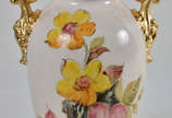 Antigo vaso anos 50 decorado c/ flores. alt. 44cm. - Antigo vaso anos 50 decorado c/ flores. alt. 44cm.