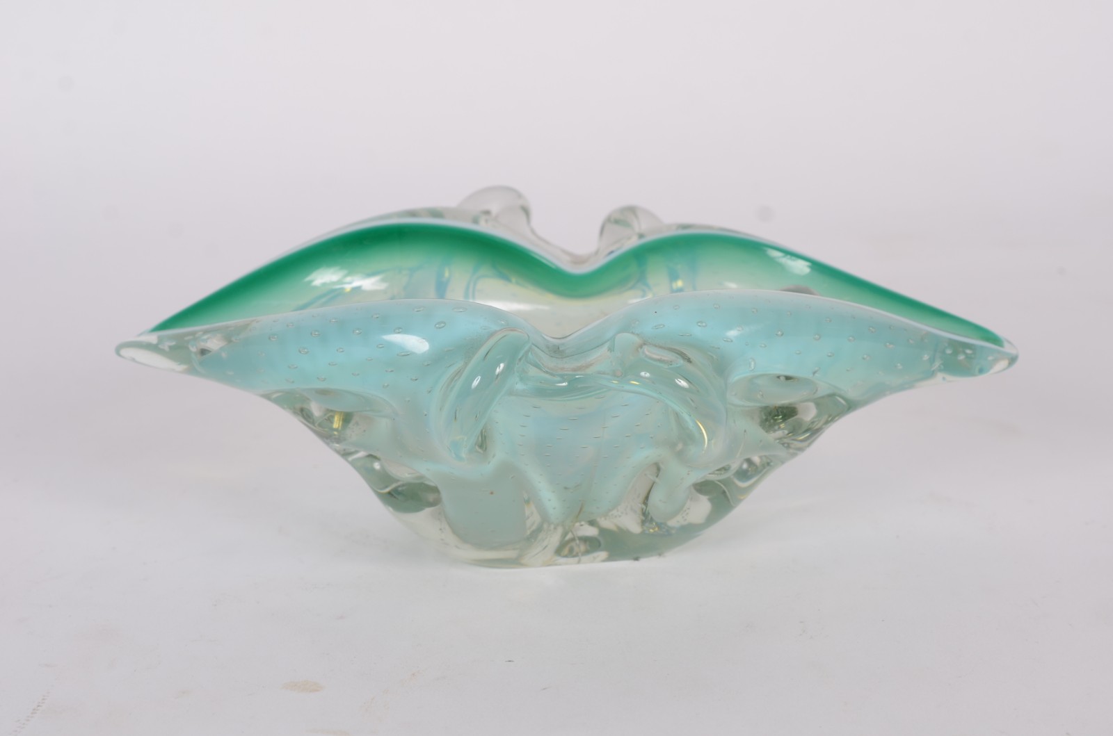 Cinzeiro com "socador" de murano italiano na cor verde. Trincado no... - foto 7 de 9