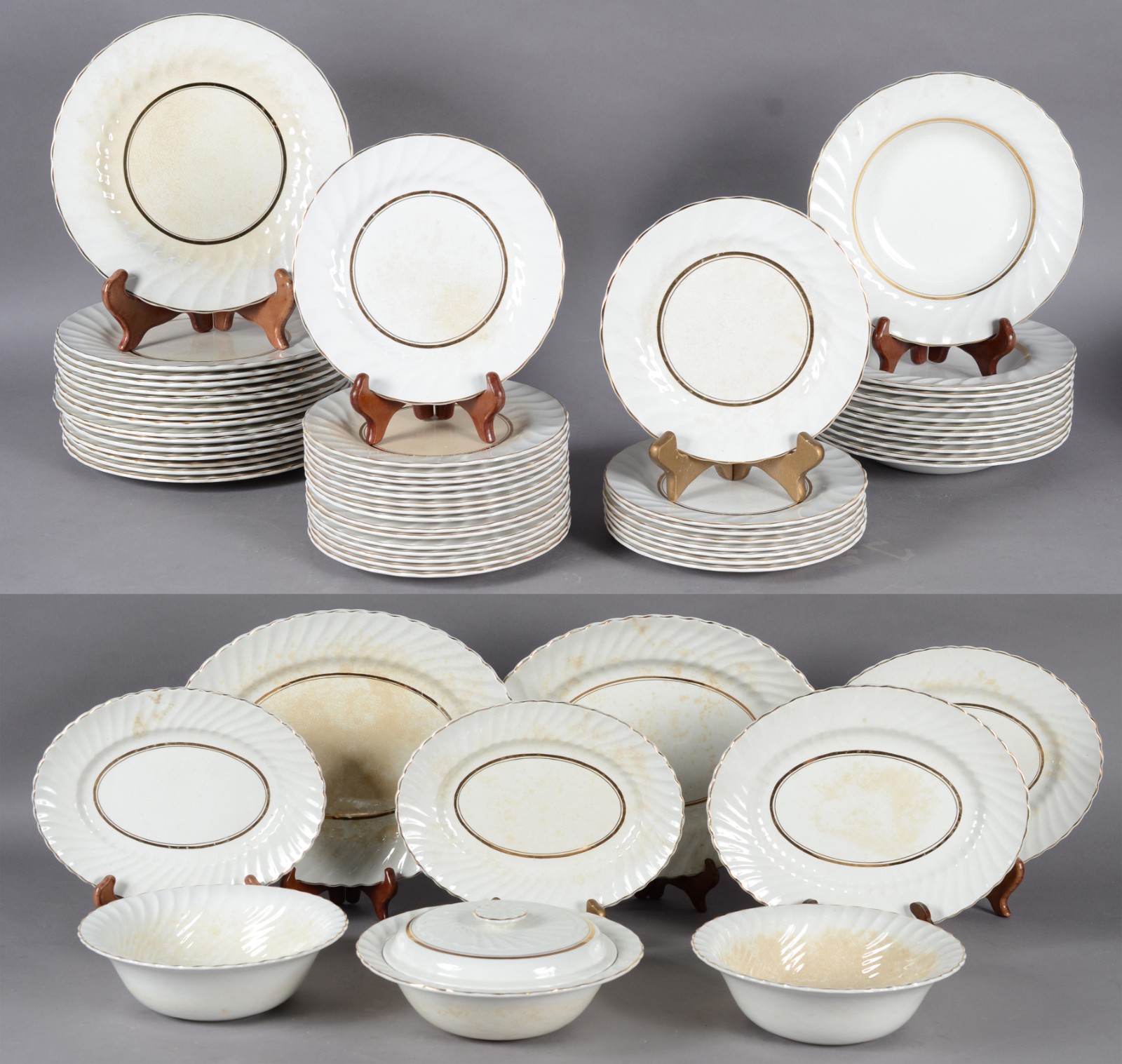 Aparelho de jantar inglês de faiança "Camelot White" composto: 16... - foto 1 de 9