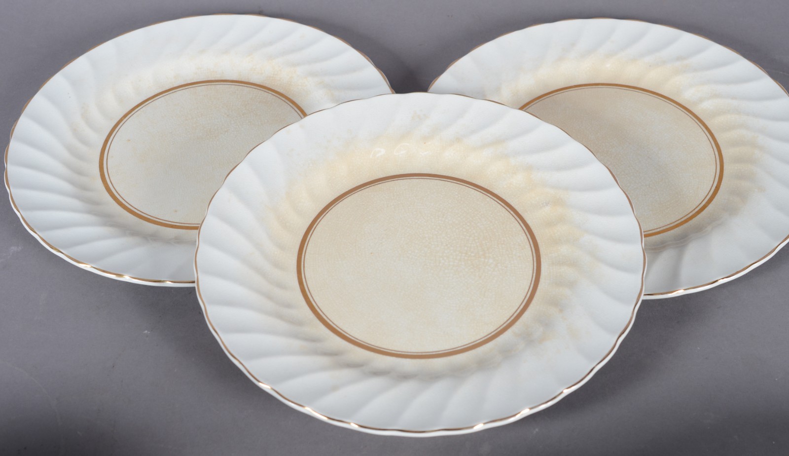 Aparelho de jantar inglês de faiança "Camelot White" composto: 16... - foto 6 de 9