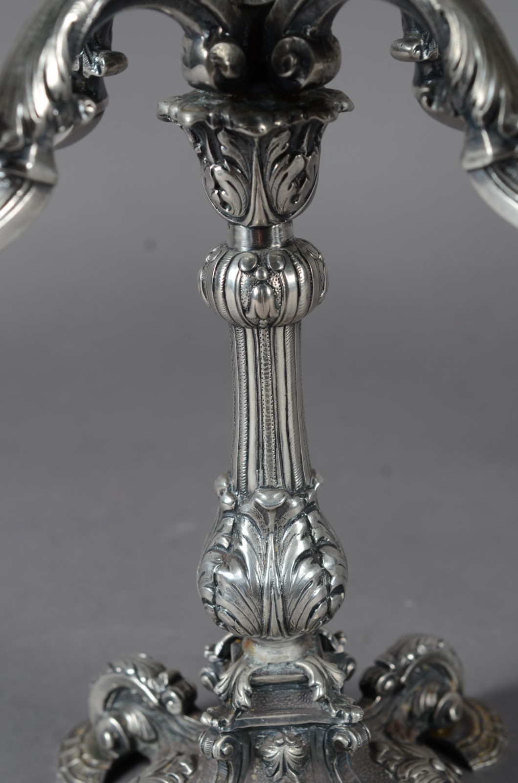 Par de candelabros de prata portuguesa contraste Águia, para 5 velas... - foto 3 de 7