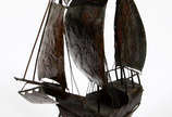 Escultura de ferro representando veleiro - Escultura de ferro representando veleiro