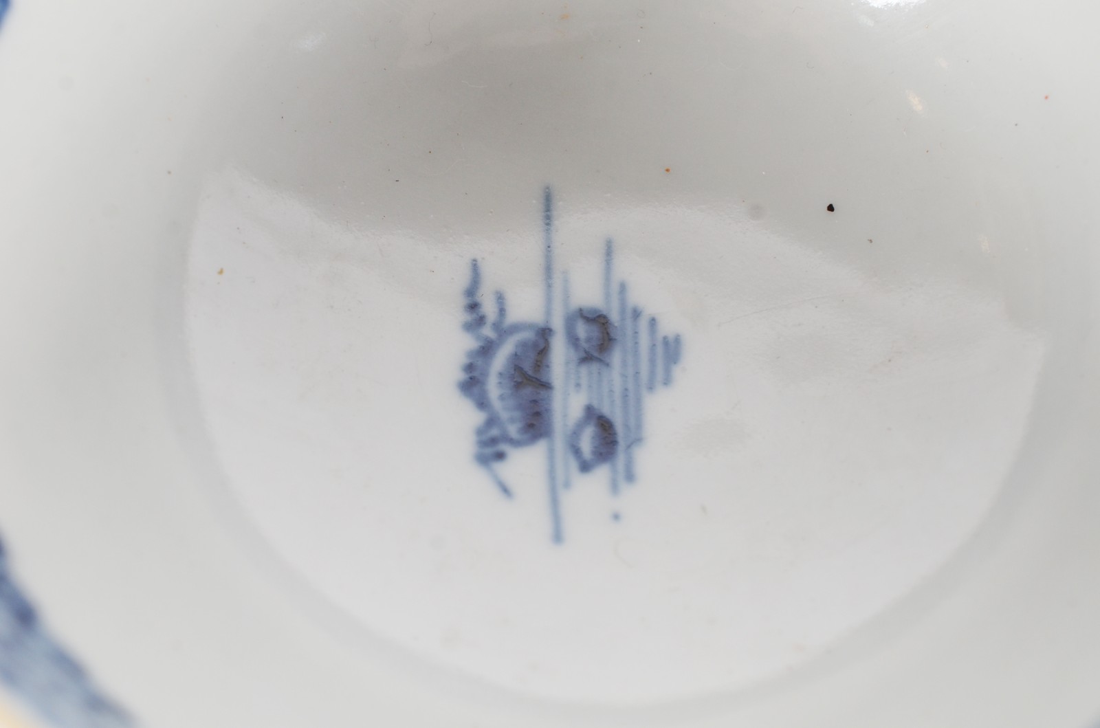 Três bowls de porcelana oriental azul e branca. - foto 7 de 8