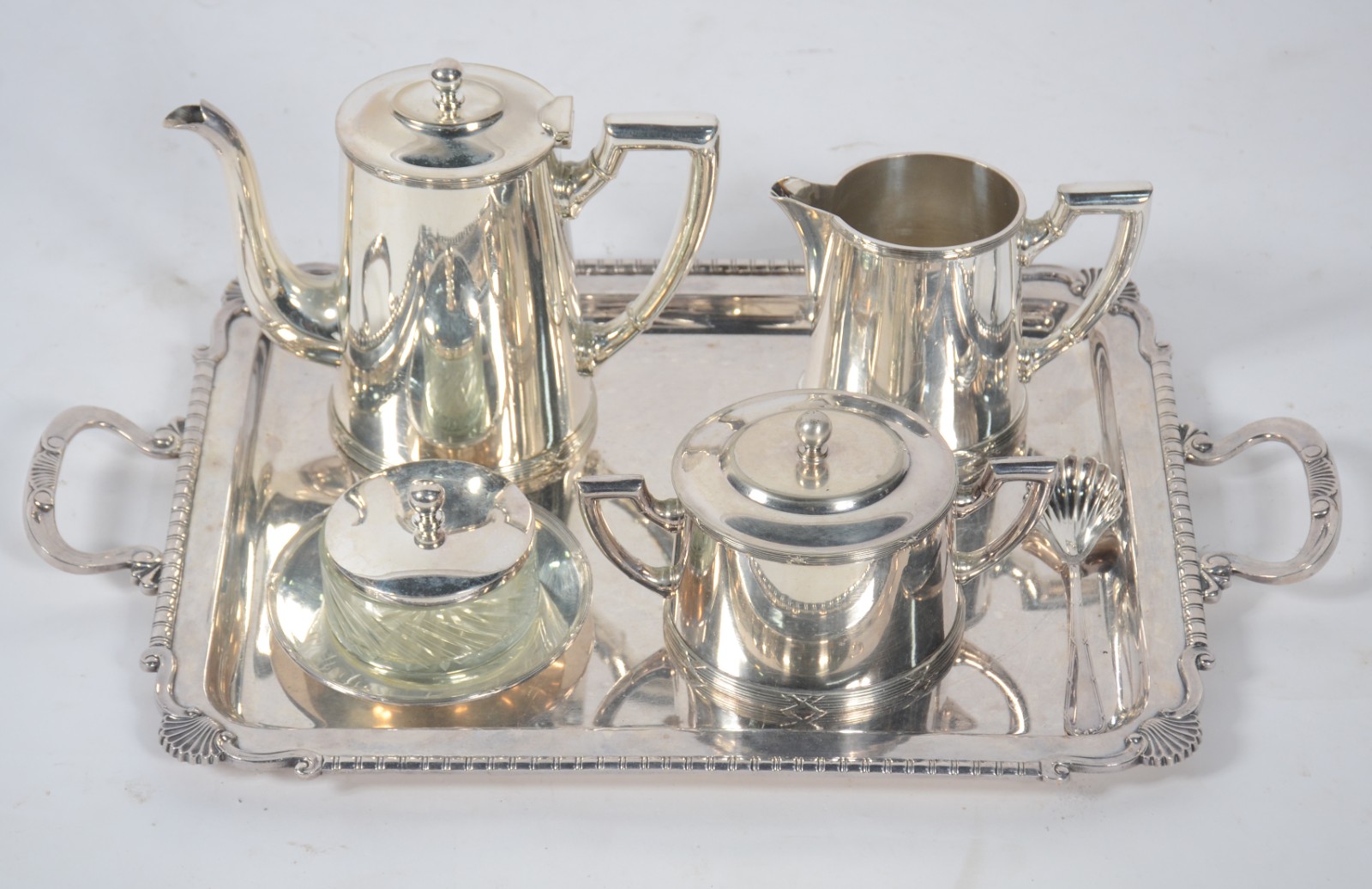 Baixela para chá e café de metal prateado com 5 peças. - foto 2 de 11