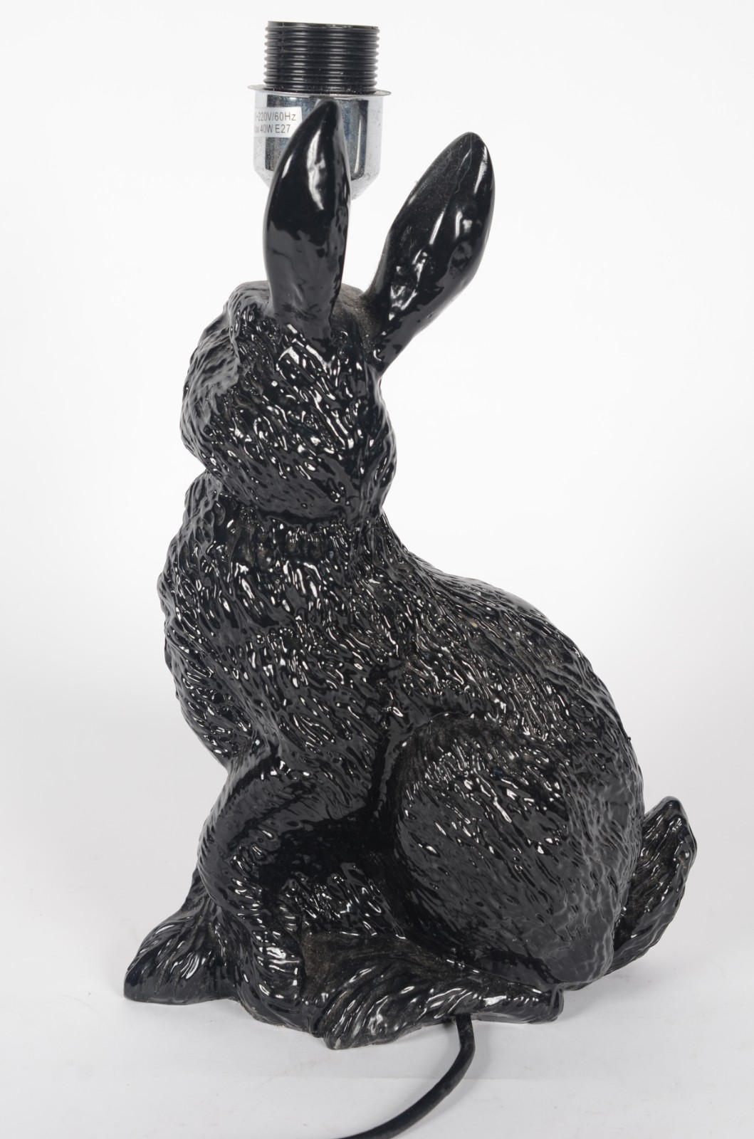 Abatjour de mesa Rabbit, base em resina, na cor preta. - foto 4 de 7