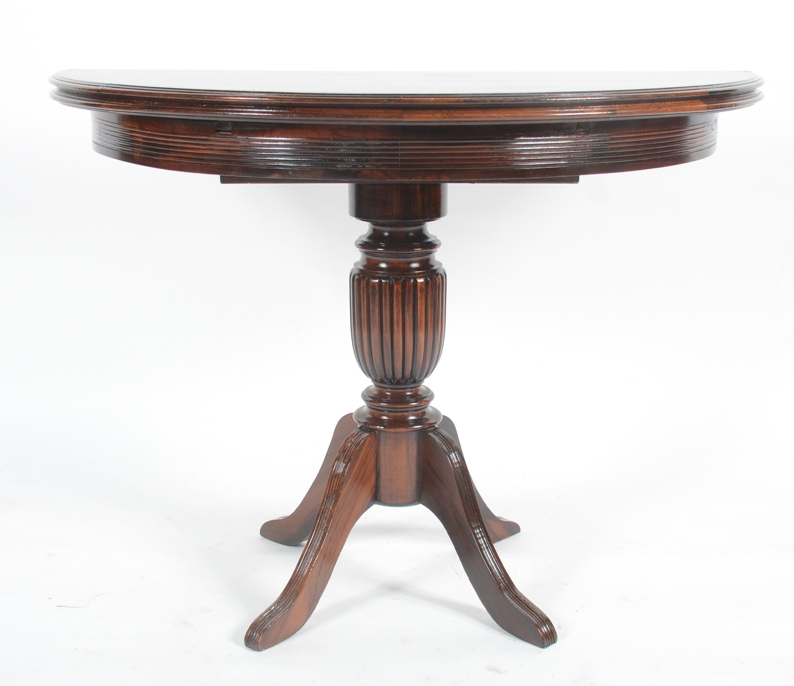 Mesa de jantar de madeira nobre, tampo dobrável servindo como... - foto 3 de 8