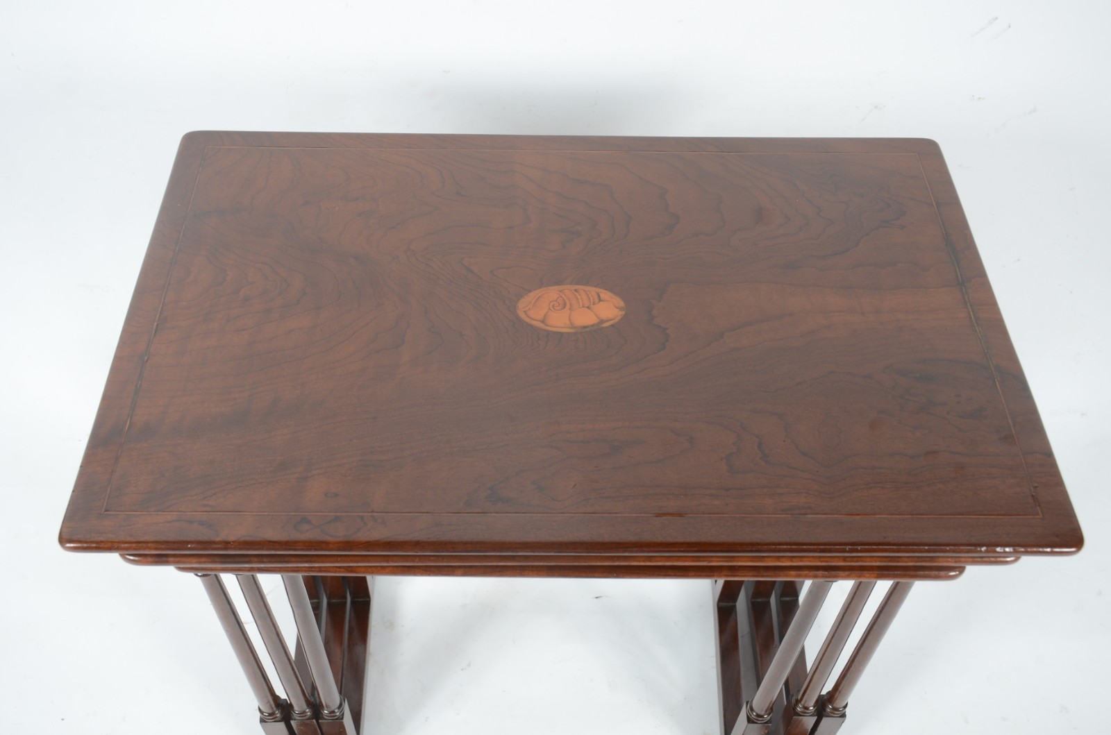 Mesa ninho de madeira nobre com 3 peças de encaixe, tampos... - foto 6 de 11