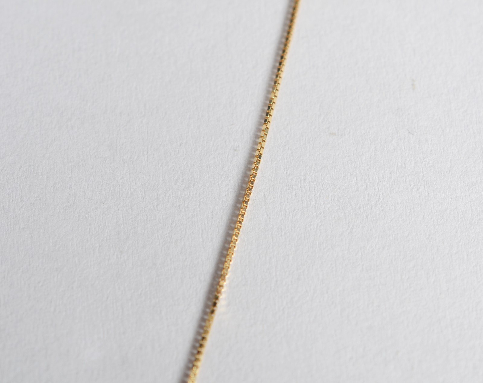 Cordão de ouro 18 k, contraste 750, com pendente na forma de... - foto 2 de 6