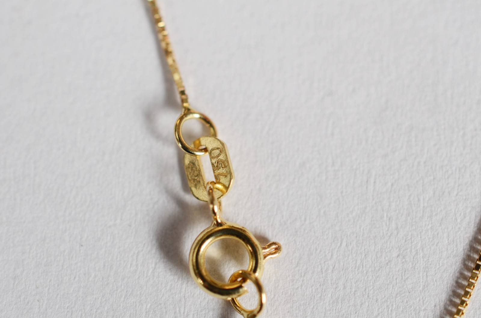 Cordão de ouro 18 k, contraste 750, com pendente na forma de... - foto 4 de 6