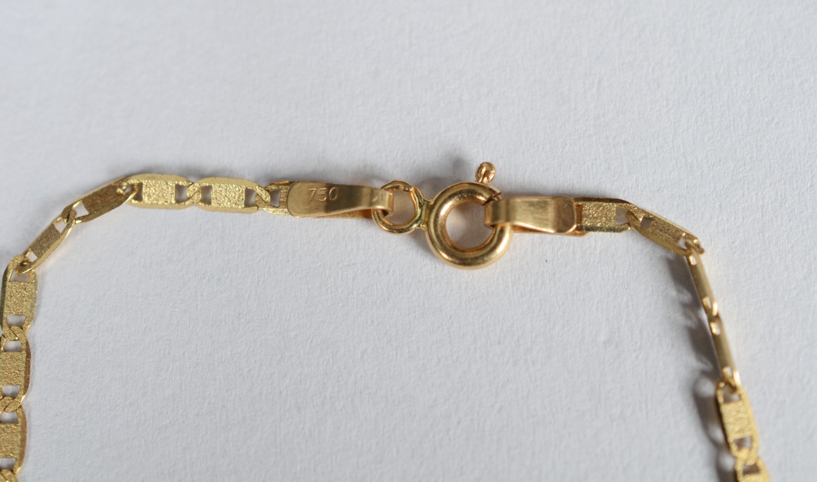 Pulseira de ouro 18 k, contraste 750. (Por motivos de segurança a... - foto 3 de 8