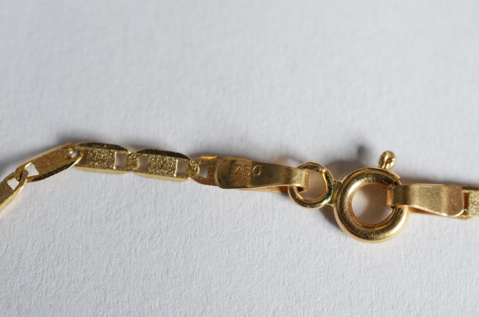 Pulseira de ouro 18 k, contraste 750. (Por motivos de segurança a... - foto 6 de 8
