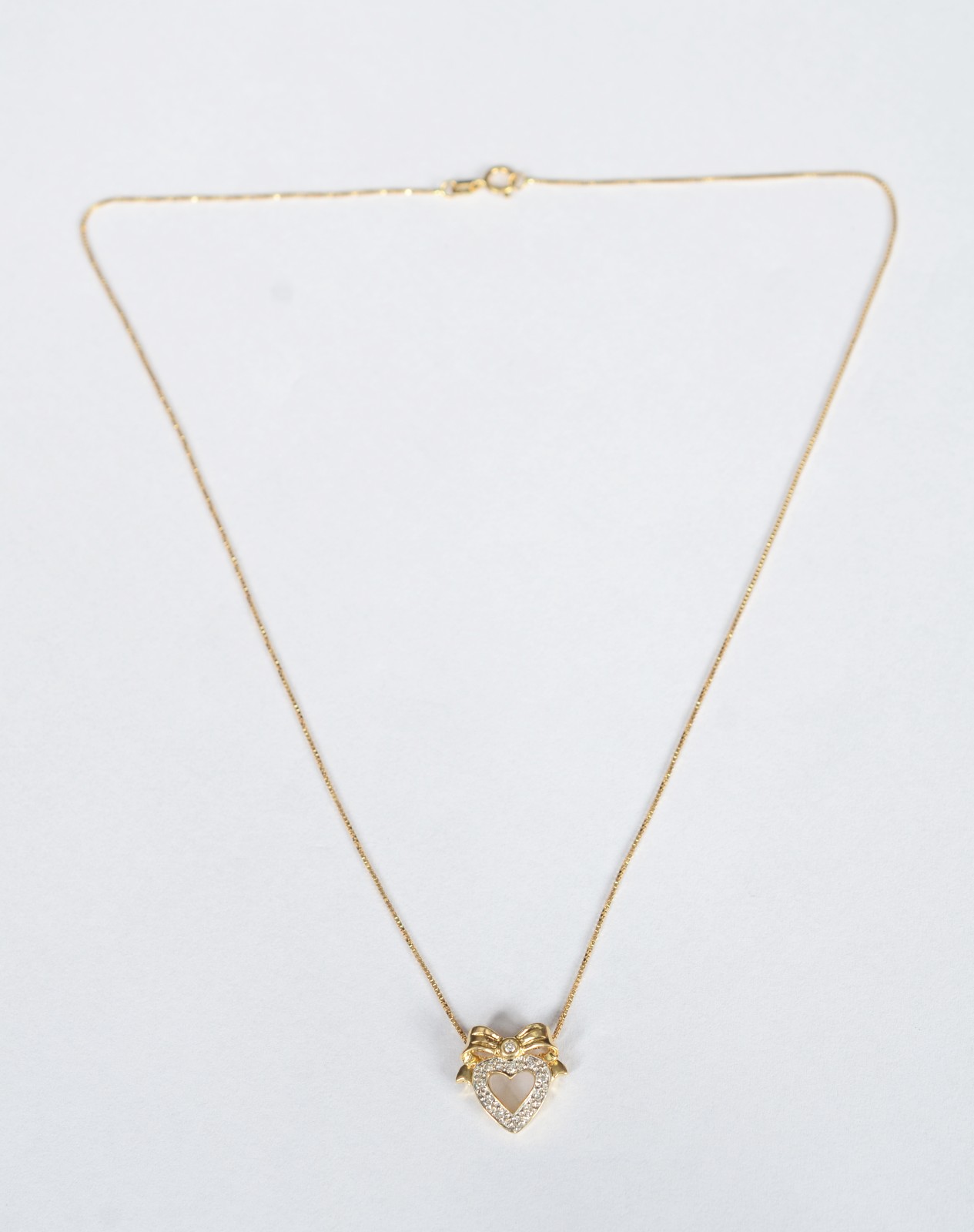 Colar de ouro 18 k, contraste 750 com pendente feitio coração com... - foto 2 de 7