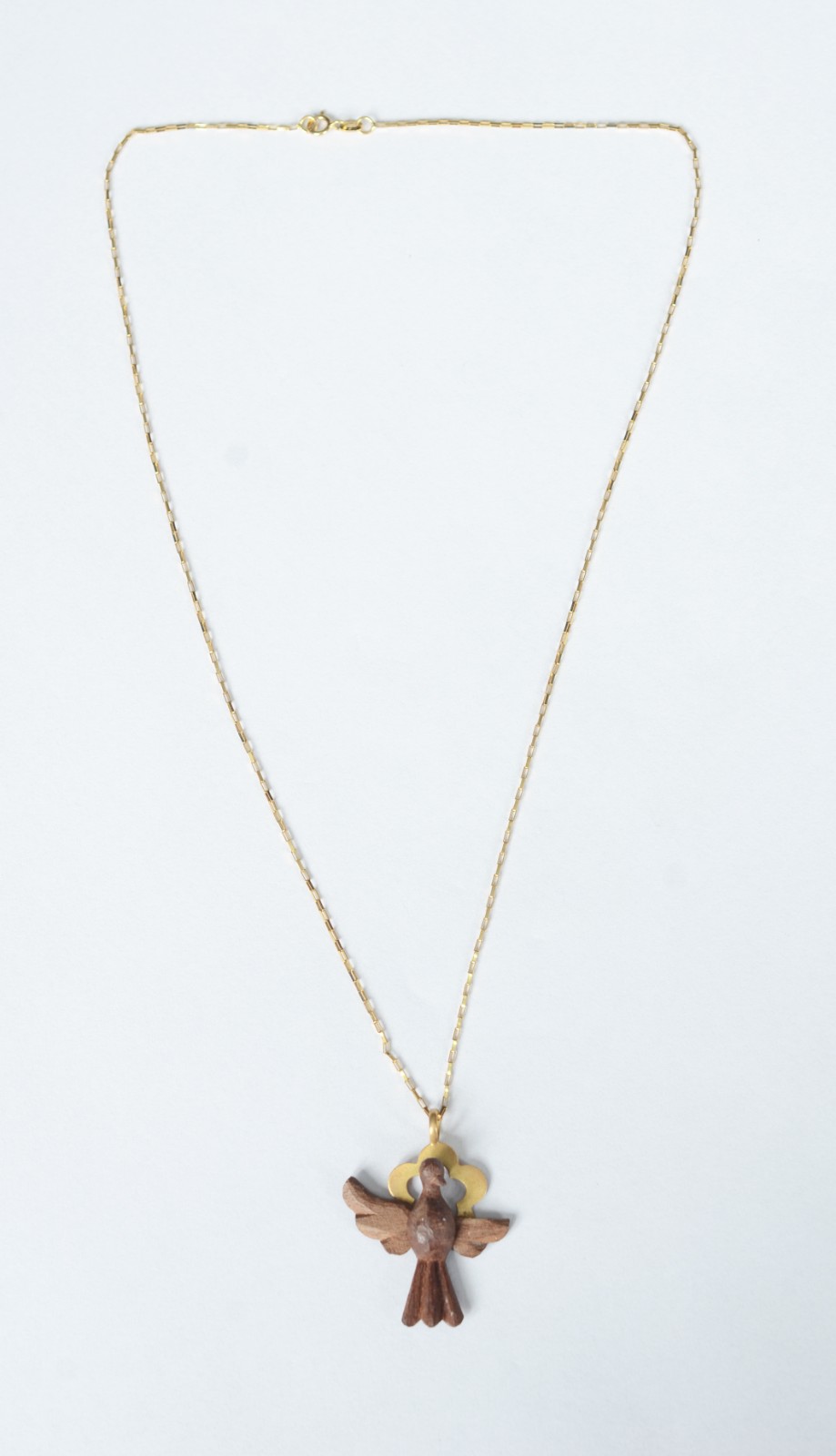Colar de ouro 18 k, contraste 750 com pendente Pomba da Paz. (Por... - foto 2 de 9