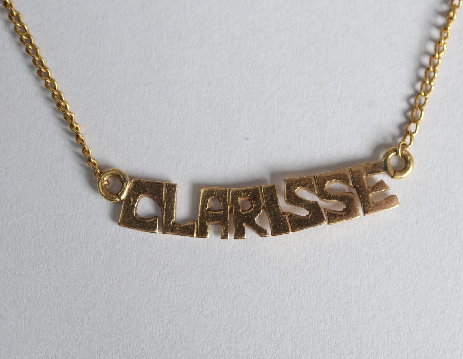 Cordão de ouro 18 k com pendente no nome "Clarisse". (Por motivos de... - foto 1 de 5